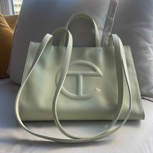 Medium Telfar (Glue)